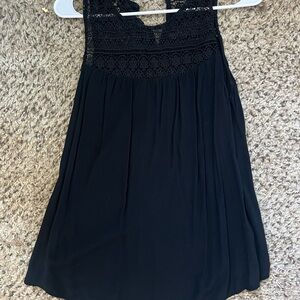 Old Navy Black Sleeveless Lace Blouse